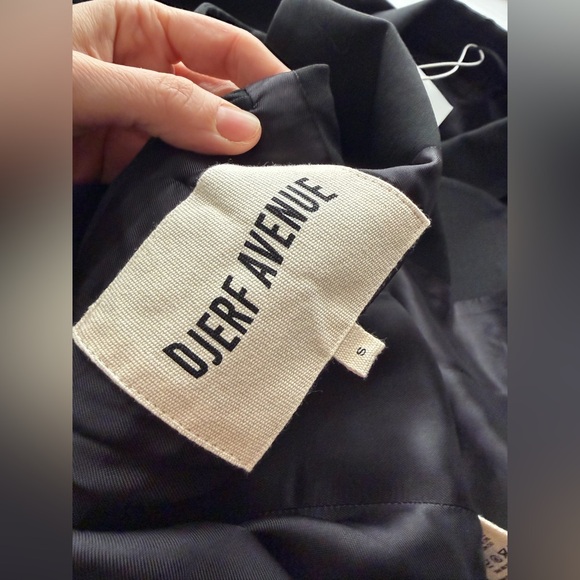 Djerf Avenue Forever Blazer in Black - Picture 7 of 16